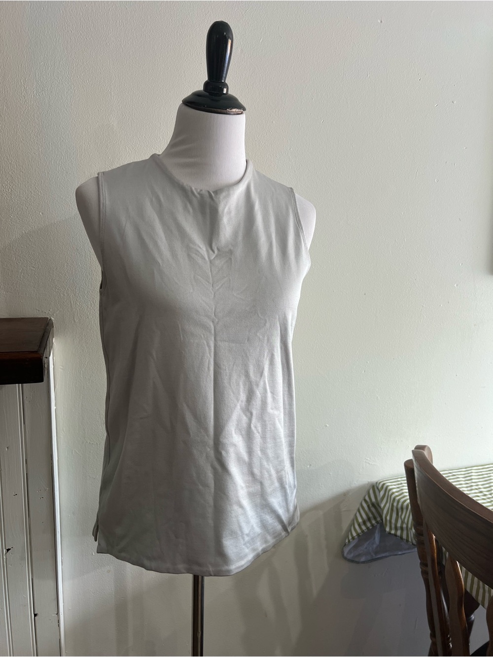 Men's Sleeveless Crewneck Tank Top - Light Gray